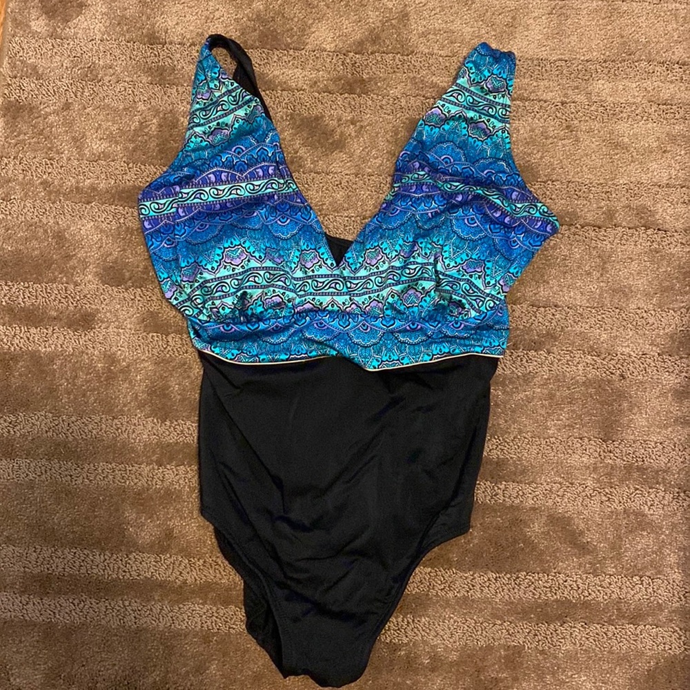 Longitude swim suit